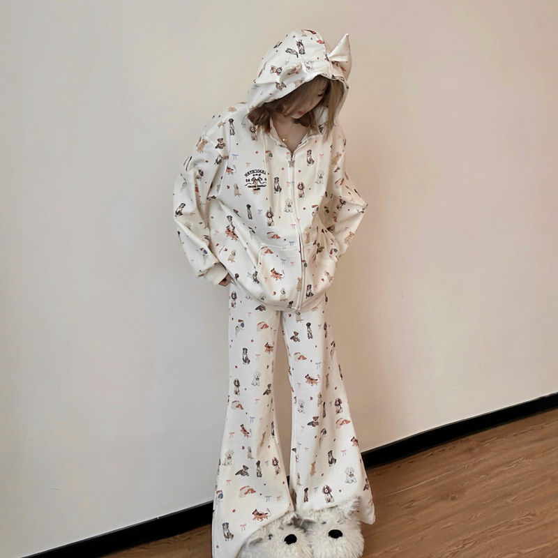 Korean Style ins Cartoon Childlike Casual Sports Suit for Women, Autumn and Winter, Puppy Print Jacket and Flared Pants Two-Piece Set Korean Style ins Cartoon Childlike Casual Sports Suit for Women, Autumn and Winter, Puppy Print Jacket and Flared Pants Two-Piece Set