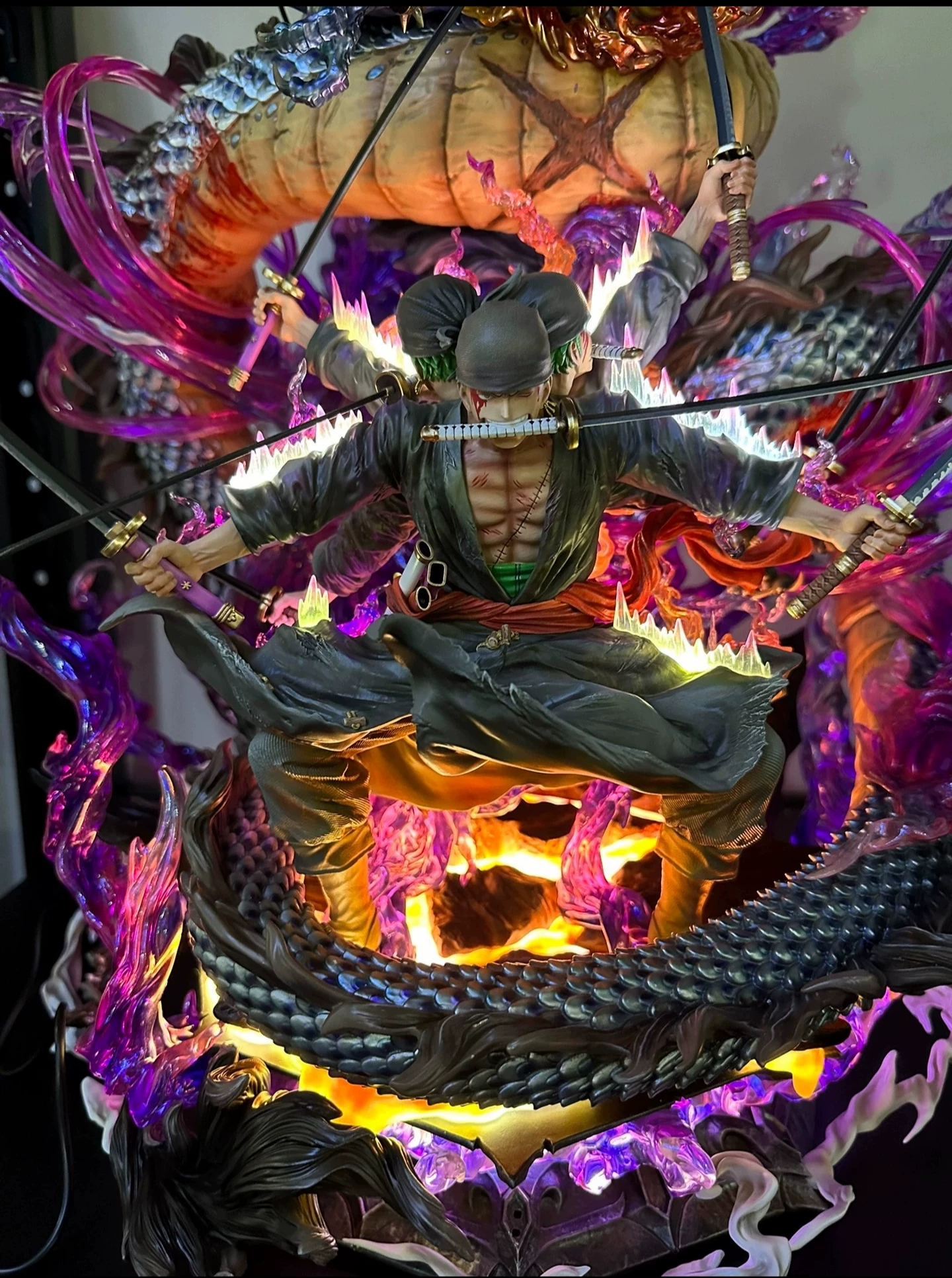 Покупатель для аниме-фигур, статуй, моделей-украшений, игрушек, GK One Piece Nine Blades Ghost Spirit LS Zoro Kaido Привлекательный парень