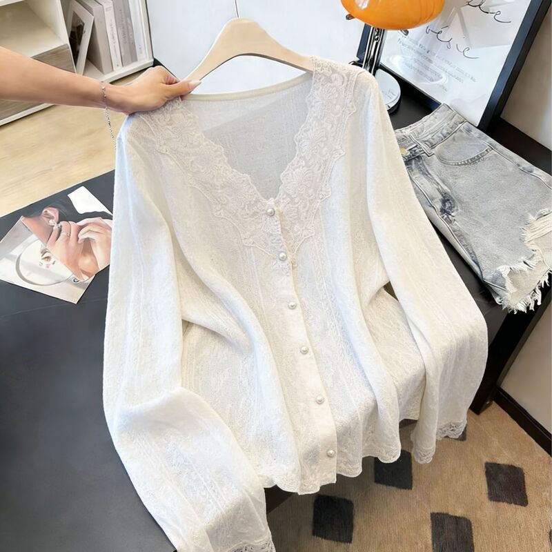 Extra Large Size 150kg Plus-Size Women's High-End Unique and Delicate Spring Outfit V-Neck Lace Crochet Slimming Shirt Top