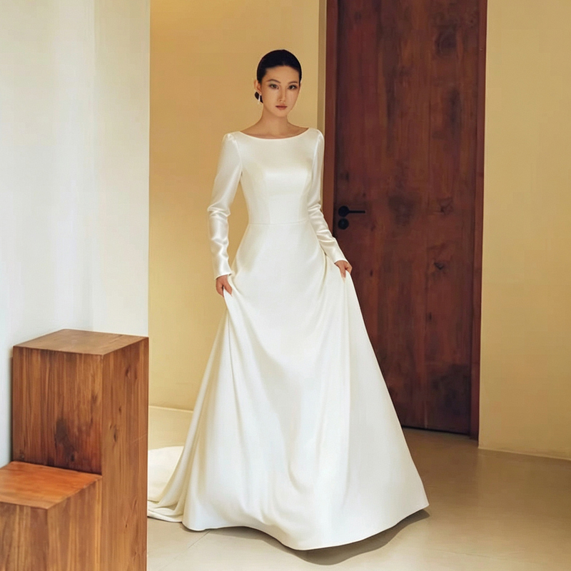 French-Style Long-Sleeved Light Wedding Dress, High-End Forest-Style Satin Reception Dress, Trailing White Gown for Autumn and Winter