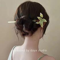 New Chinese style green grape hairpin for daily commuting ball head hair artifact niche daily hairpin for women high-end sense