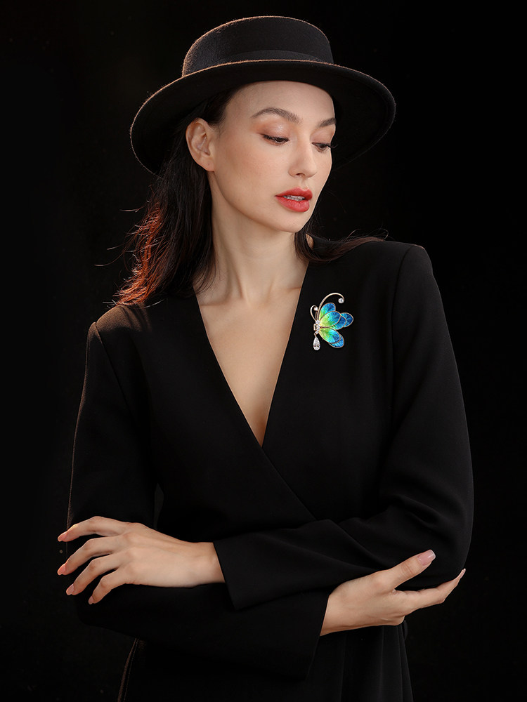 Abenheart[Intangible Cultural Heritage]Blue Butterfly Dream Brooch High-End Women's Brooch Niche Design Velvet Flower Pin Gift