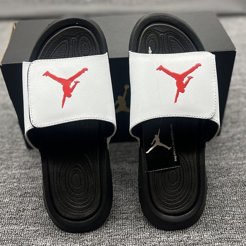 Men's Summer Sports Slippers Little Flying Man soft sole Non-Slip Couple Beach Sandals Women's Home Outdoor Slip-On Slippers Men's Summer Sports Slippers Little Flying Man soft sole Non-Slip Couple Beach Sandals Women's Home Outdoor Slip-On Slippers