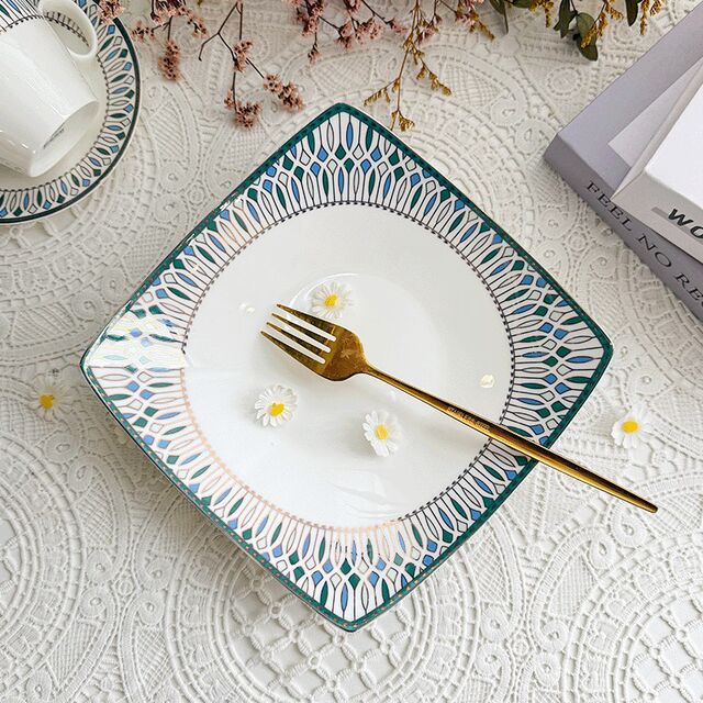 2025 New French-Style Tableware Plates, Bone China Salad Plates, Household Pasta Square Plates, Ceramic Dish Plates with Raised Corners