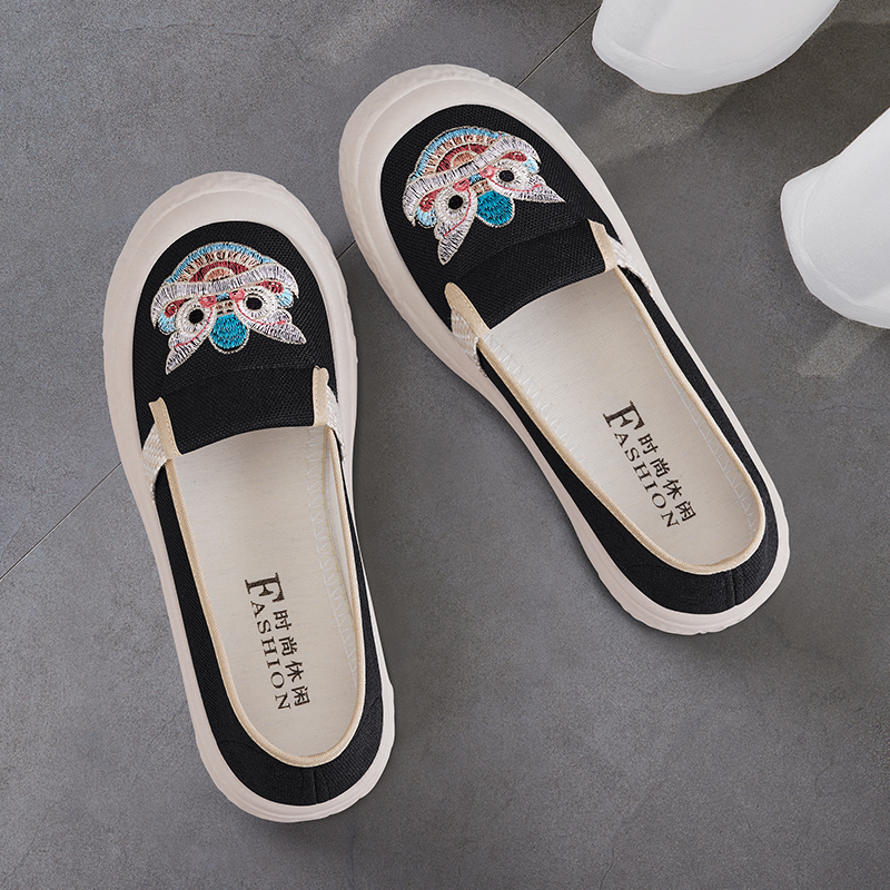 布靴女性2024新しい夏の滑り止め漁師靴カジュアル古い北京布靴本物の通気性の厚い底のキャンバスシューズ