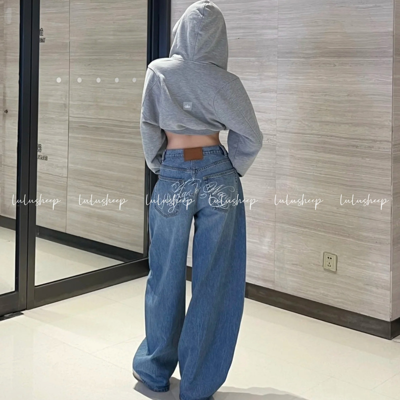 Ready Stock, Immediate Dispatch! 25Ss New Style Scimitar Jeans for Women, Wide-Leg Pants with Rhinestone Letters, High-Waisted Straight-Leg Pants for Hot Girls