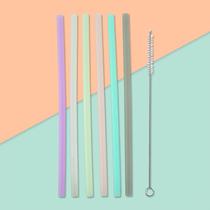 Food-grade reusable silicone straw set soft and foldable childrens soup juice and soda tool