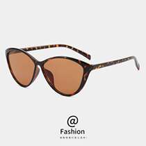 2024 New Retro Cat Eye Black Frame Brown Internet Celebrity Sunglasses Womens Trendy Ins Style High-Level Sun Protection Sunglasses