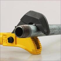 Quick pipe wrench steel bar wrench straight thread universal pipe wrench torque multi-function water pipe pliers universal tool