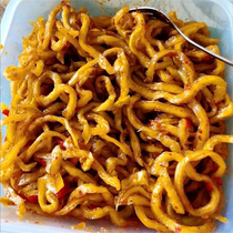 Papaya shreds a specialty of Guangxi fresh papaya shreds dried spicy papaya shreds ready-to-eat papaya shreds whole box for commercial use with meals
