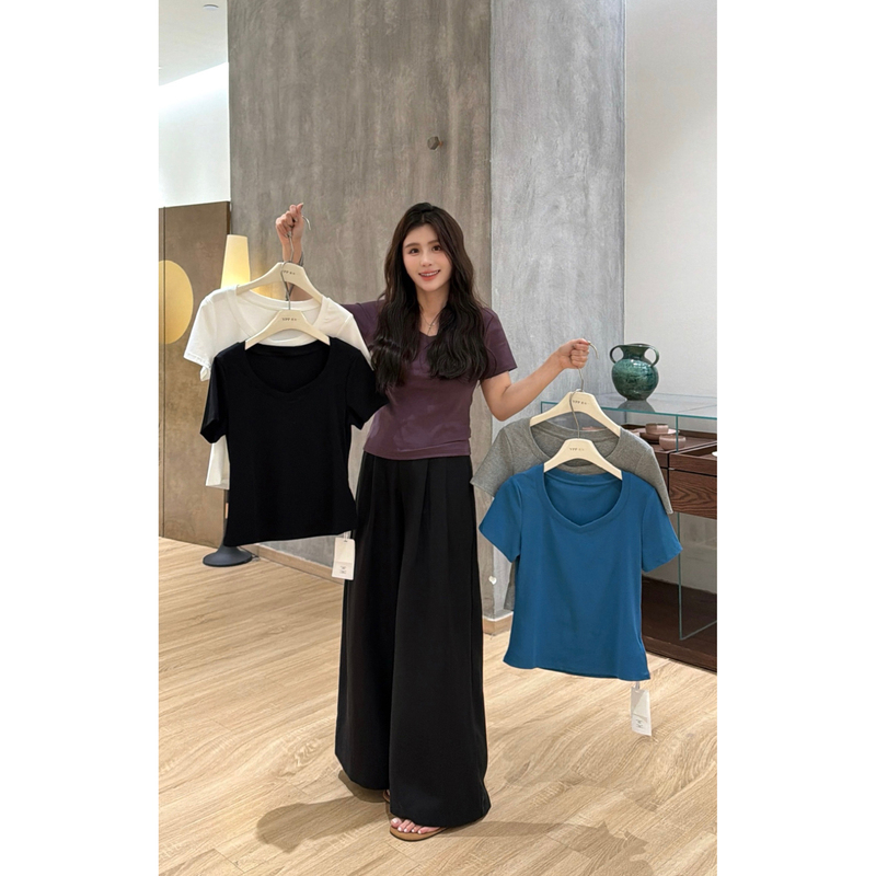Ypp! Excellent Fit V-Neck Tee |   T-Shirts with a Good Texture That I Will Wear over and over Again, Slimming and Waist-Slimming Tops for Women