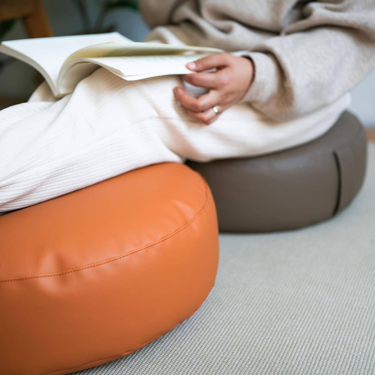 Leather-style pouf cushions on the ground JUQ home round sofa tea cushion meditation bay window