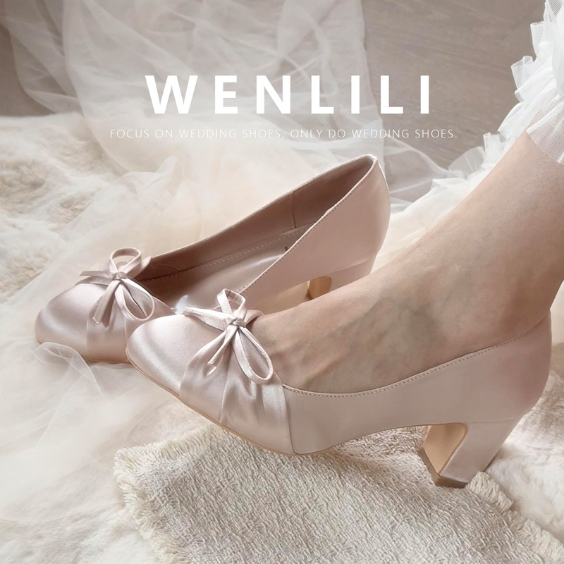 Warm and Elegant Round-Toe Bow-Knot French Satin Chunky Heel High-Heeled Shoes, Fairy Style, Comfortable for Feet, Bridesmaid Wedding Shoes for Women
