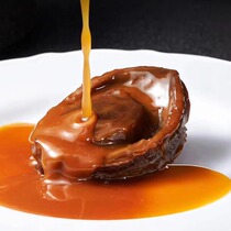 Ready-to-eat 8 heads of soft-boiled abalone dried goods one boiled abalone juice frozen rice and noodles hotel club pre-made private dishes