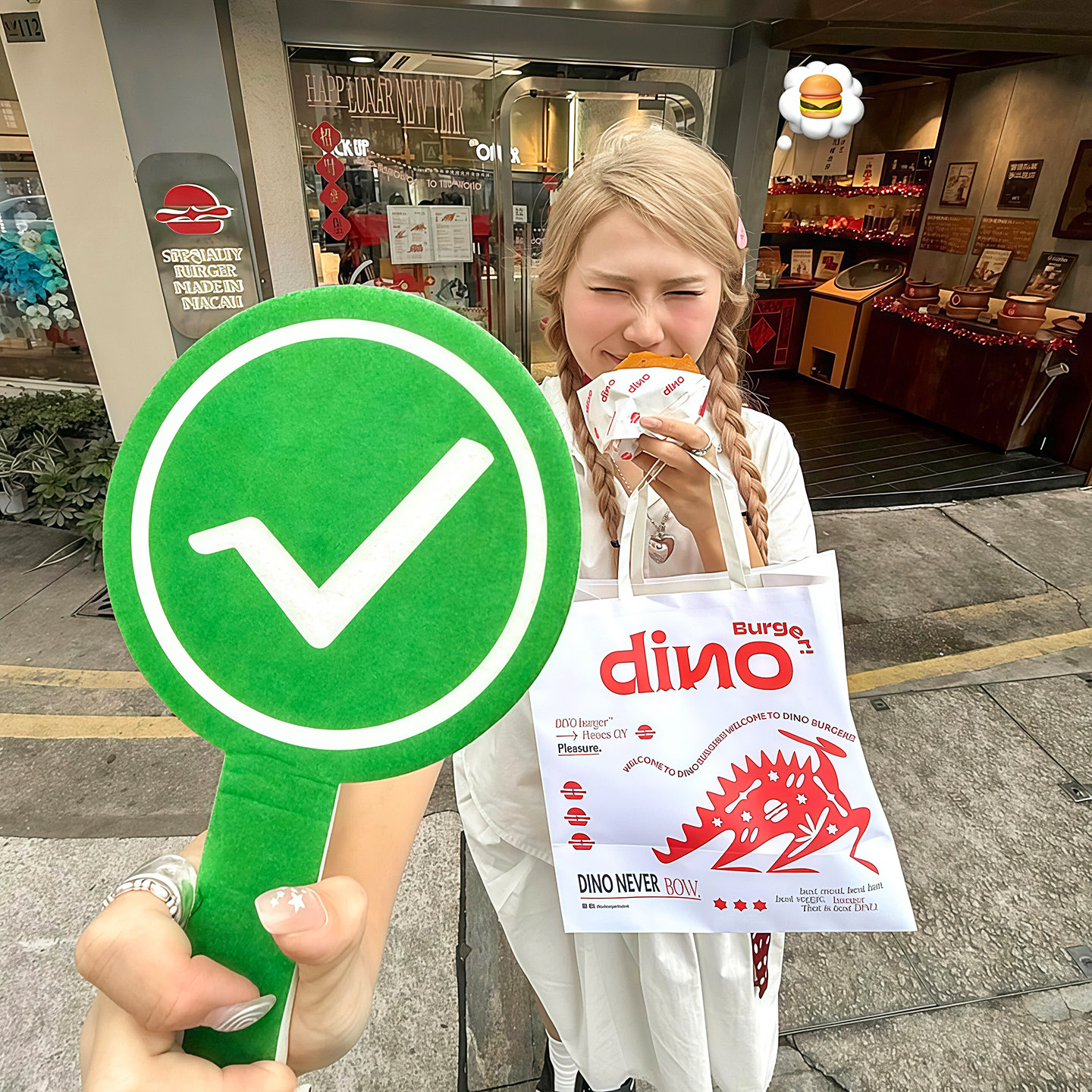 新しい両面サインのずれた応援スティック、創造的で面白いサイン保持小道具、審査員の採点ツール、手持ちの回答カード