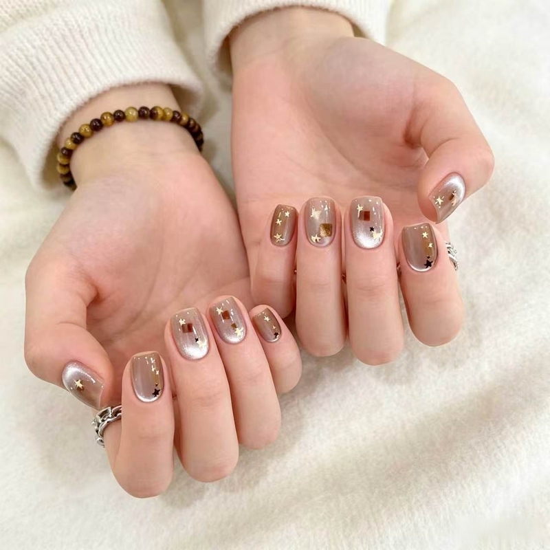 Early Autumn New Arrival: Tea Coffee Brown Cat Eye Star Sequin Wearable Nails, Short Ballet Style, Handmade Removable Fake Nail Patches