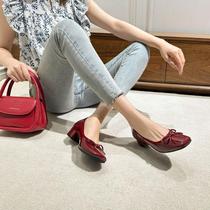 Red thick heel single shoes for women 2024 spring and autumn square toe shallow mouth medium heel bow French casual versatile Korean style wedding shoes