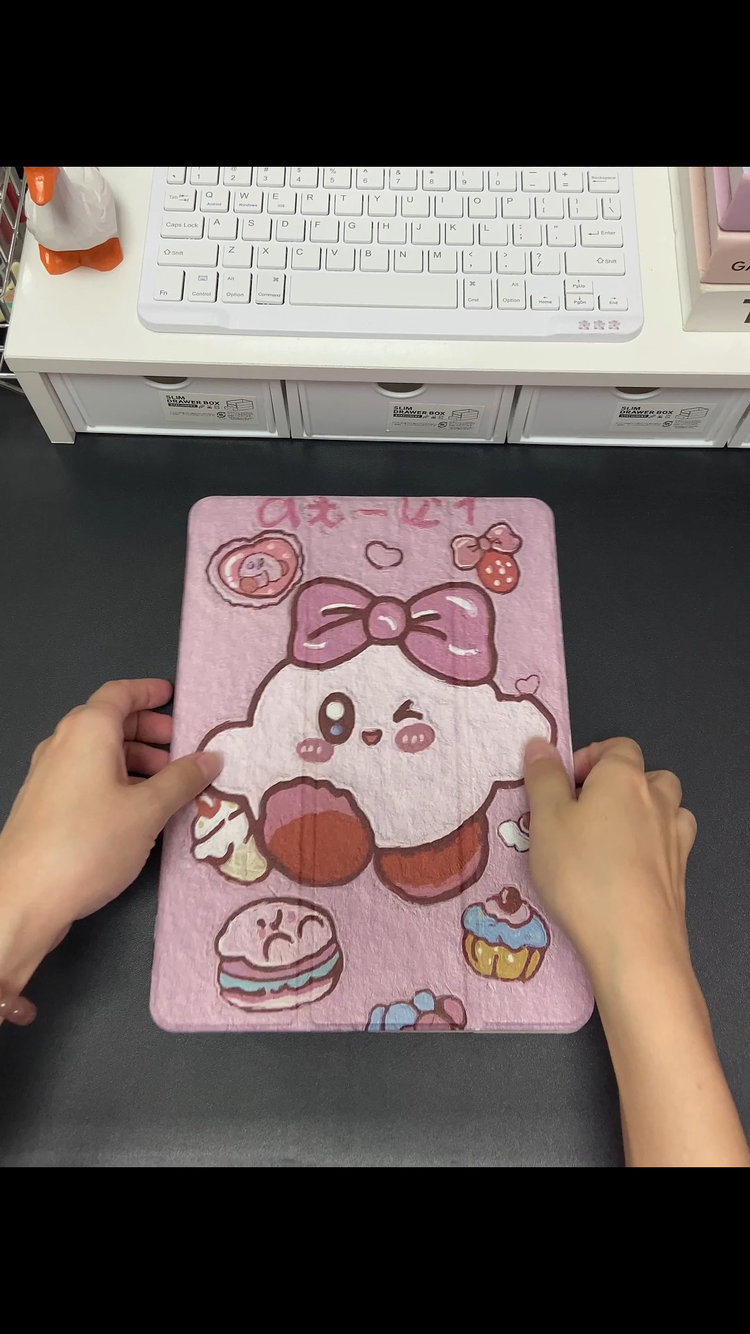 3折还送笔槽。这布丁狗平板壳是来报恩的吧？