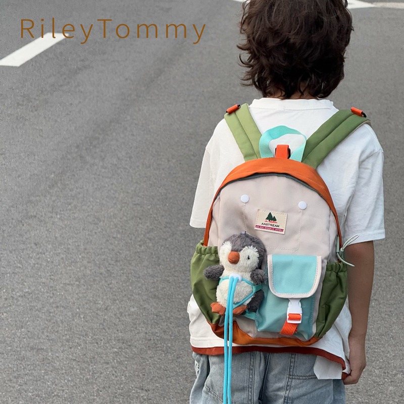 British Riley Tommy Kidsren's Schoolbag Kindergarten Cute Baby Double Backpack Outdoor Boys and Girls Backpack British Riley Tommy Kidsren's Schoolbag Kindergarten Cute Baby Double Backpack Outdoor Boys and Girls Backpack