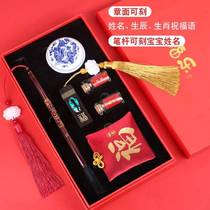 Souvenir accessories brushes for beginners three fire-breathing supports a full set of magic wands one-year-old and hair brush frozen stone