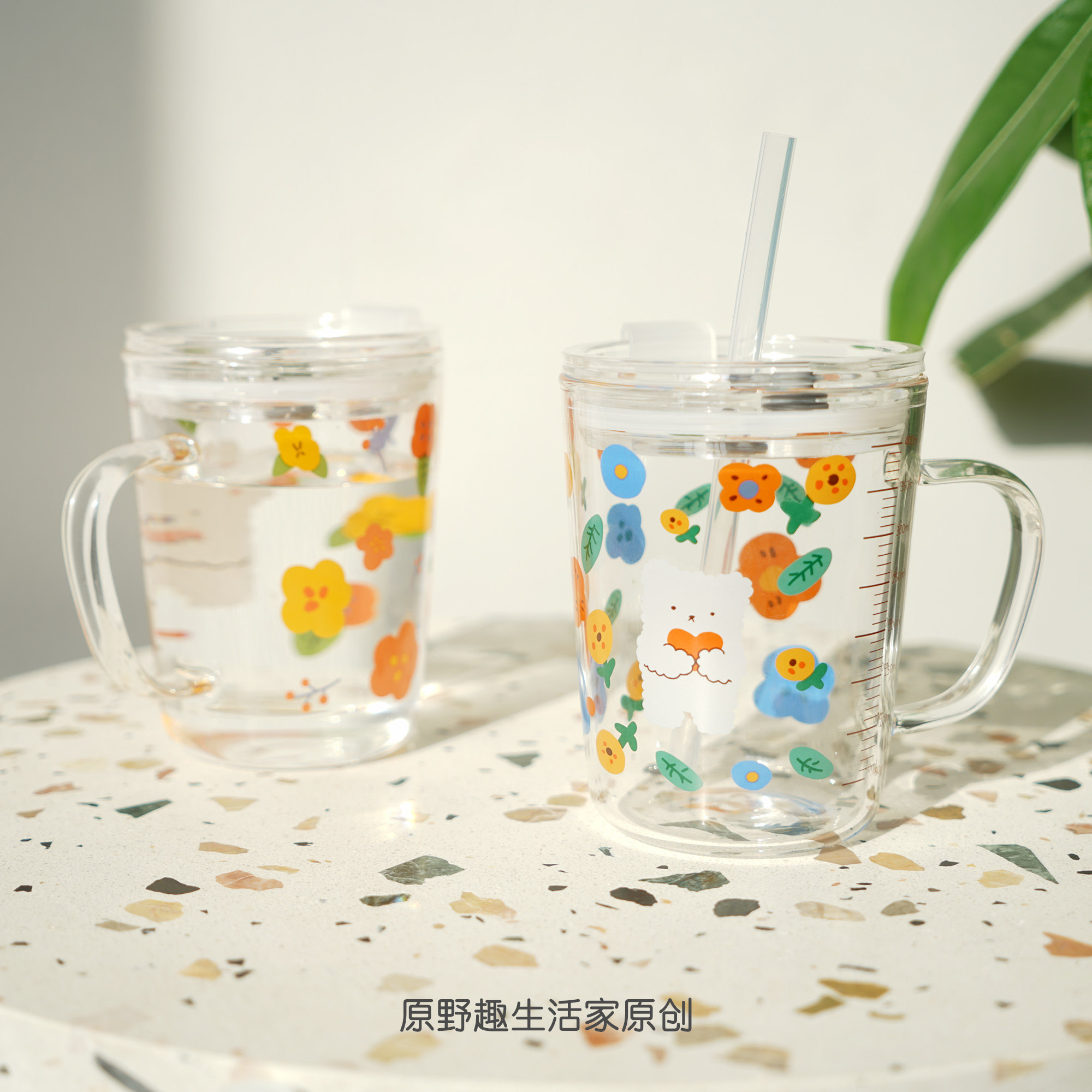 Original Wild Anecdoid original huddle bunny high temperature resistant glass scale measuring cup Microwave heating straw cup Anti-leakage