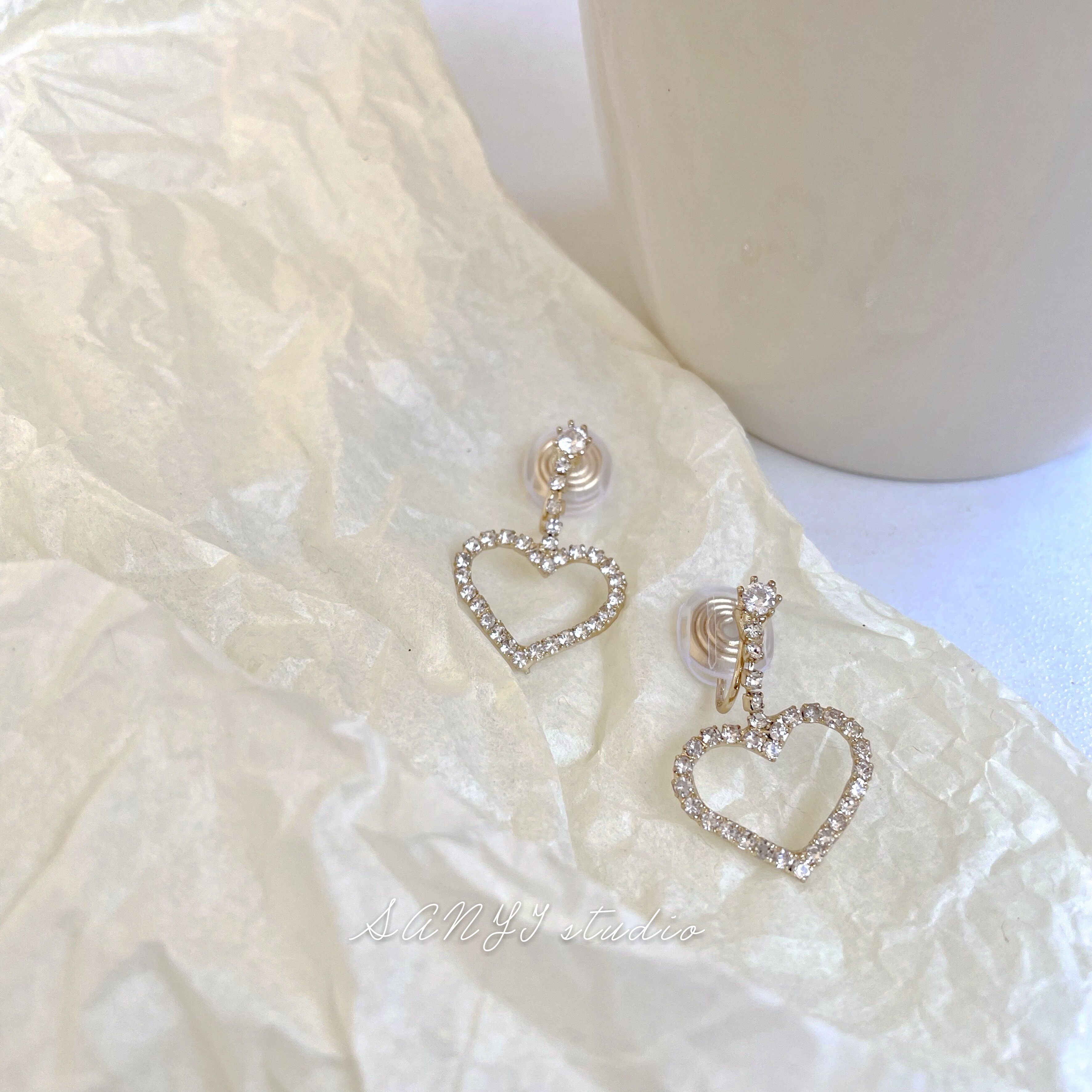 SANYI studio European and American simple super flash love mosquito coil ear clip birthday gift for girlfriend design earrings