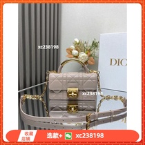 (Deposit) 2024 new men and women saddle tote shoulder messenger chain bag tote small square armpit universal