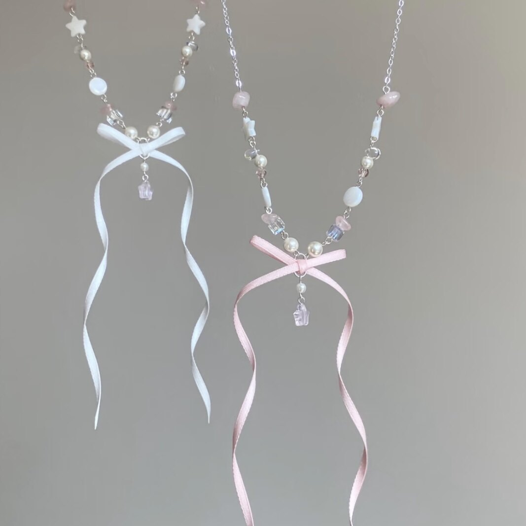 Ballet-inspired sweet bow star necklace, pure and delicate niche heart beaded clavicle chain, high-value choker.
