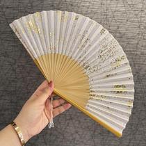 Zhimo womens temperament is simple and golden white background folding fan wedding hand-held flower fan shooting props white gold edge