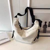 Регулируемые белые бретели