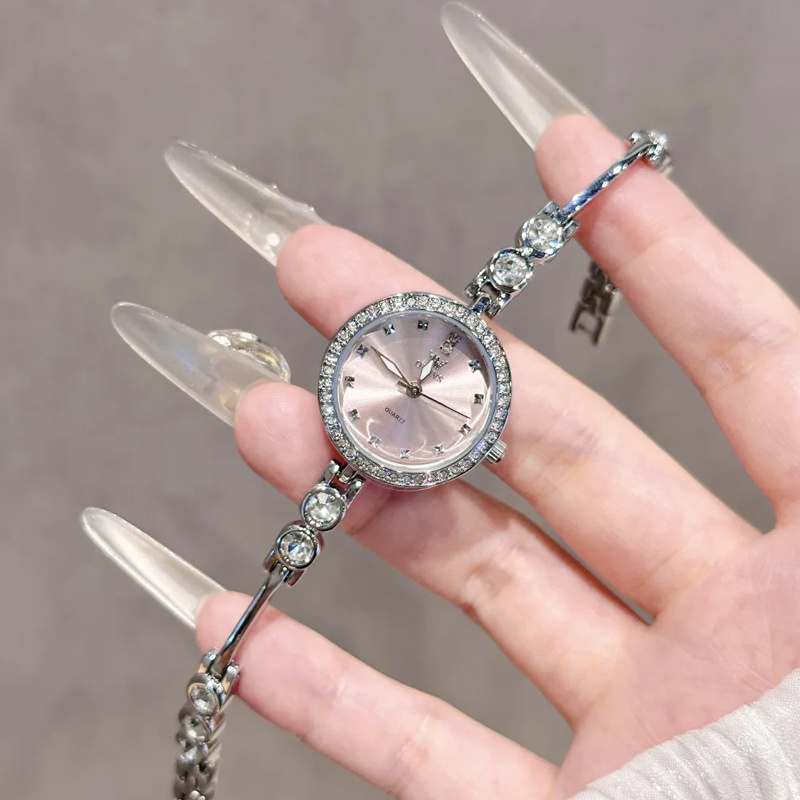 Official Genuine Women's Watch with Diamond-Studded Star Bracelet Style, Elegant Wristwatch for Women, a Gift for Girlfriend's Birthday or Valentine's Day Official Genuine Women's Watch with Diamond-Studded Star Bracelet Style, Elegant Wristwatch for Women, a Gift for Girlfriend's Birthday or Valentine's Day