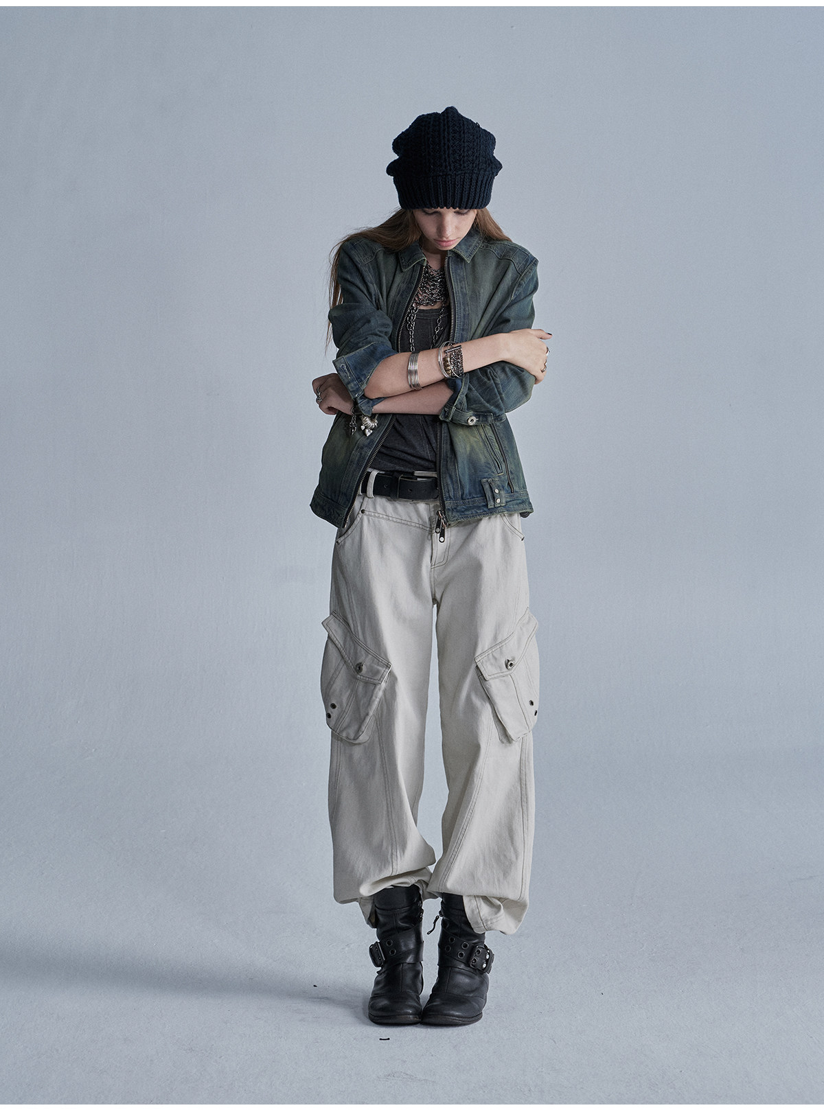 wear And tear Distressed Rivet Zip-Up Denim Jacket