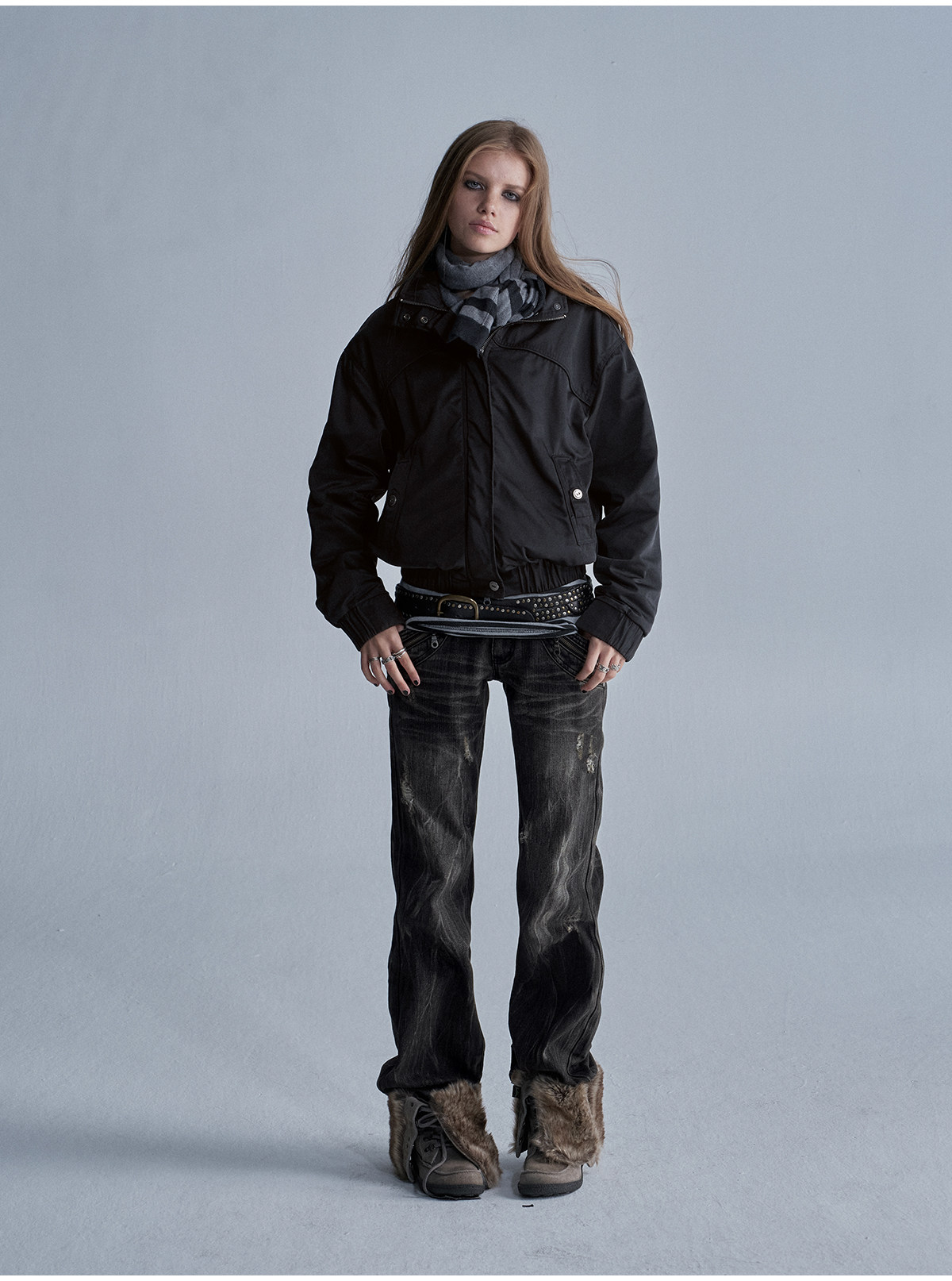 wear And tear Multi-Pocket Zip Straight-Leg Jeans