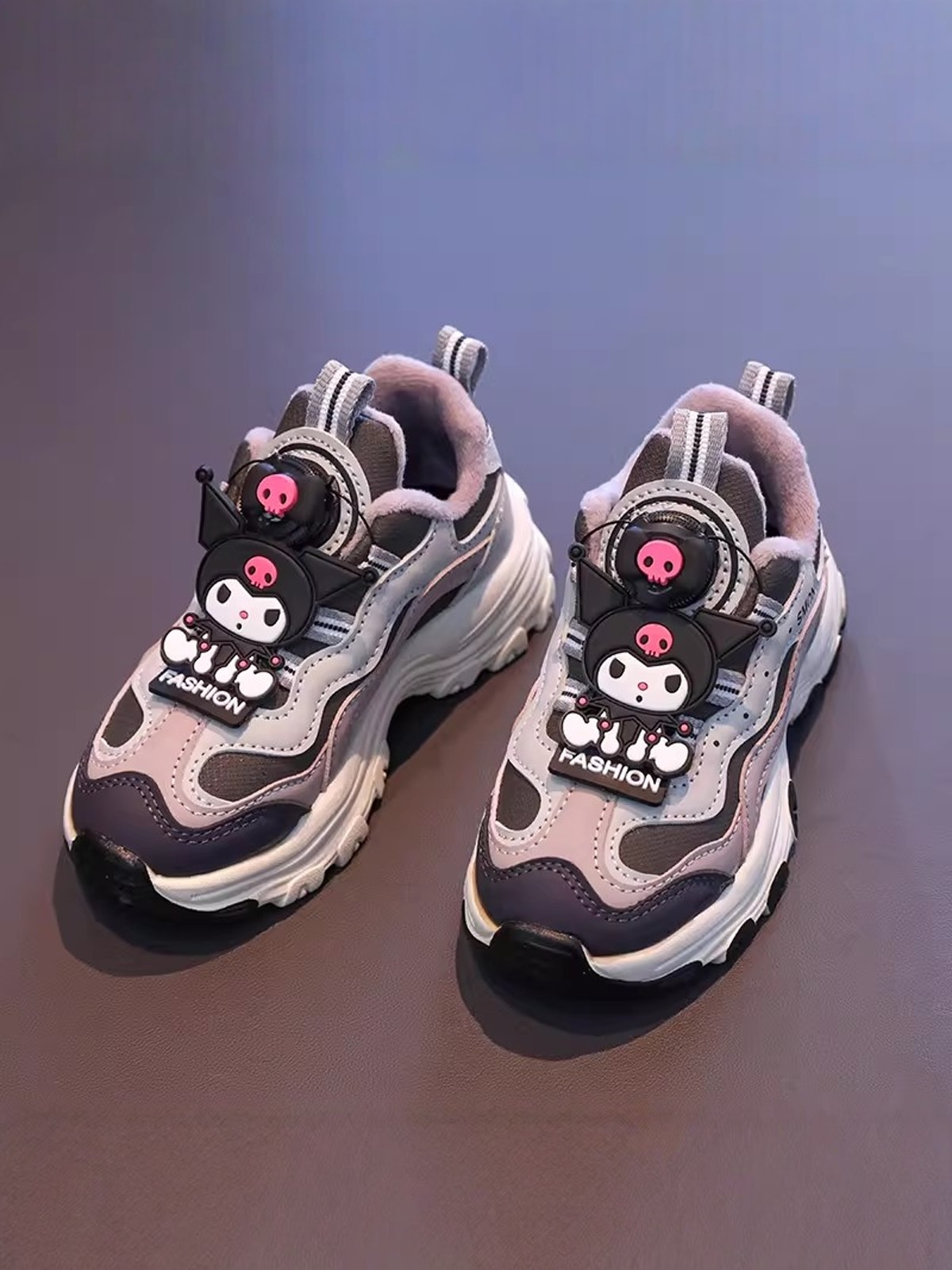 Kuromi Rotating Button Dad Shoes Girls' Sneakers 2026 New Winter Children's Fleece-Lined Running Shoes
