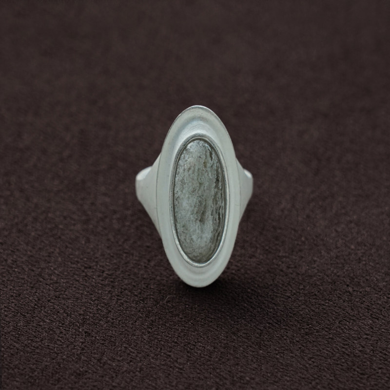 OLIOEACETO Mille Layer Crystal Planet Ring