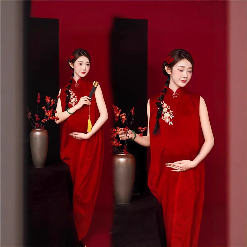 Photo Studio Maternity Photo Clothing, New Chinese Style, New Year Theme, Red Dress, Maternity Photo, Art Photo Shoot, Bride Photo Shoot Photo Studio Maternity Photo Clothing, New Chinese Style, New Year Theme, Red Dress, Maternity Photo, Art Photo Shoot, Bride Photo Shoot