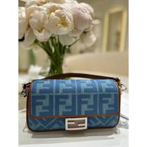 The gold ladys oblique bill of lading number on the shoulder case bag embroidery pattern embroidered shoulder bag stick method