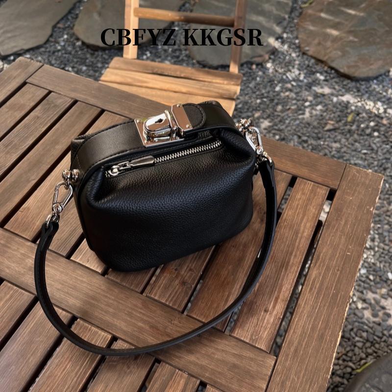 Cbfyz Kkgsr Niche Design Lunch Bag for Women, High-End Lock Buckle, Fashionable and Versatile Single Shoulder Crossbody Phone Bag