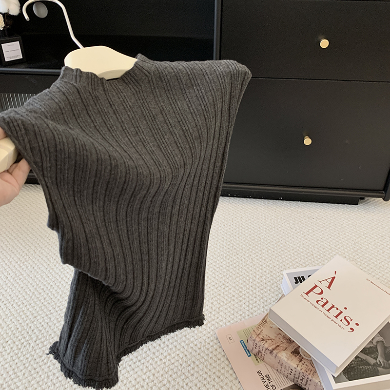 Half-High Collar Ribbed Design Knit Camisole for Women, Early Autumn 2026 New Style Sleeveless Inner Layering Top Half-High Collar Ribbed Design Knit Camisole for Women, Early Autumn 2026 New Style Sleeveless Inner Layering Top