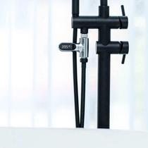 tThe new flower control shower E temperature display creative can be equipped with LD water thermometer as a childrens bath thermometer