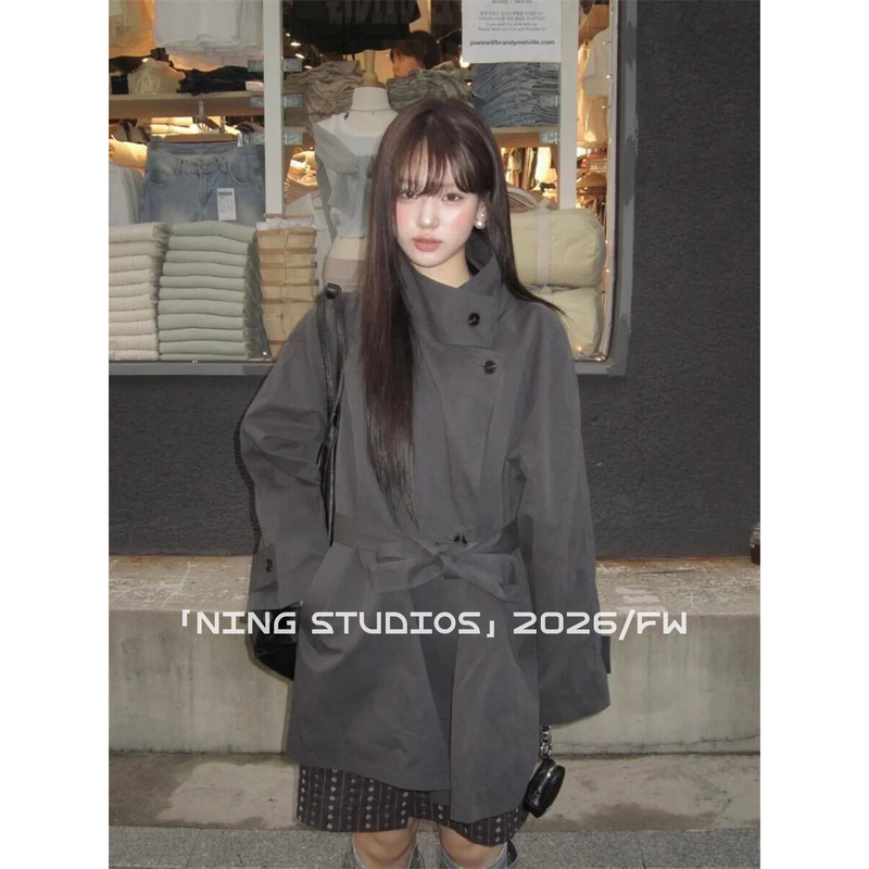 Korean-Style Stand-Collar Gray Trench Coat for Women, 2026 Autumn New Mid-Length Korean-Style Waist-Cinching Commuter Jacket Korean-Style Stand-Collar Gray Trench Coat for Women, 2026 Autumn New Mid-Length Korean-Style Waist-Cinching Commuter Jacket