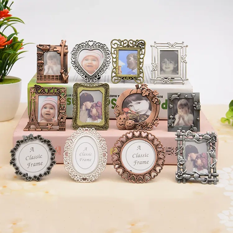 Creative Metal Photo Frame Table Heart-Shaped 2inch Various Shapes Retro Photo Frame Children's Photo Frame Picture Frame Creative Metal Photo Frame Table Heart-Shaped 2inch Various Shapes Retro Photo Frame Children's Photo Frame Picture Frame