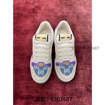 Order (WeChat: 8303687) popular mens beanie shoes fashionable and versatile casual shoes mens classic business leather