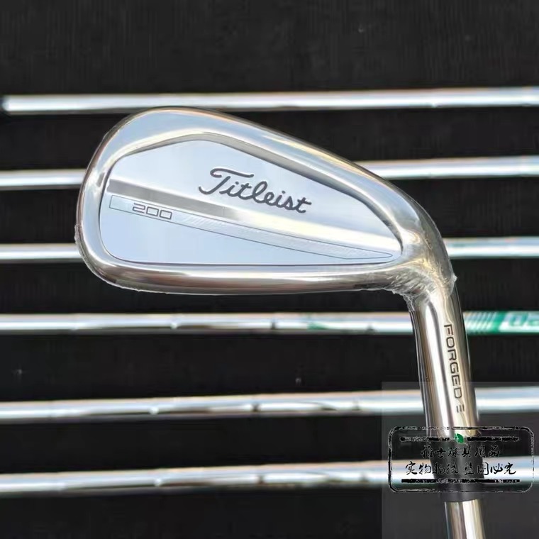 新款T200铁杆组：男士高尔夫球手的福音，锻造工艺+高容错设计，打出新高度！⛳️