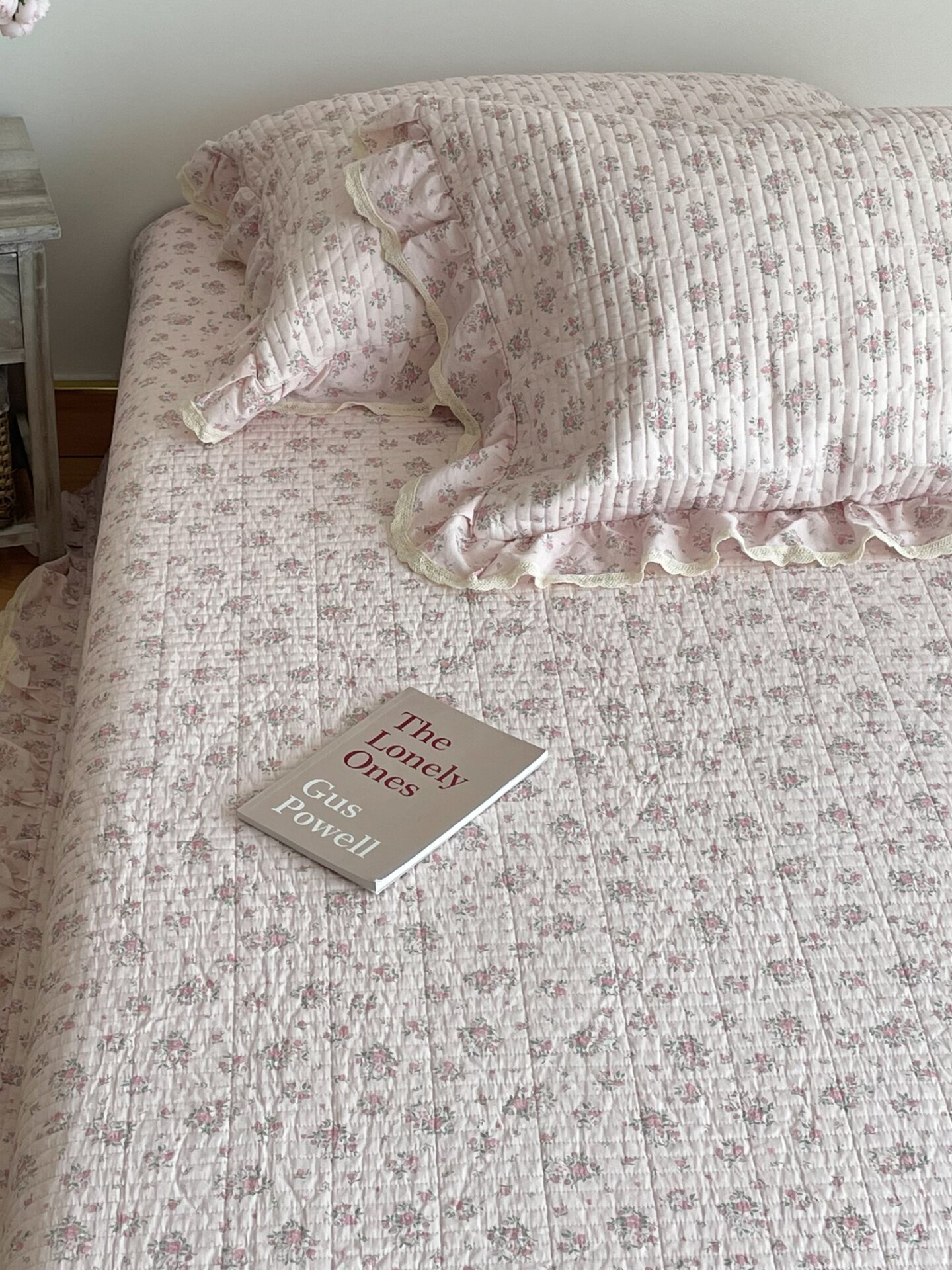 Корейский стеганый комплект постельного белья из 100% хлопка с мелким цветочным принтом и кружевной отделкой, 3 предмета