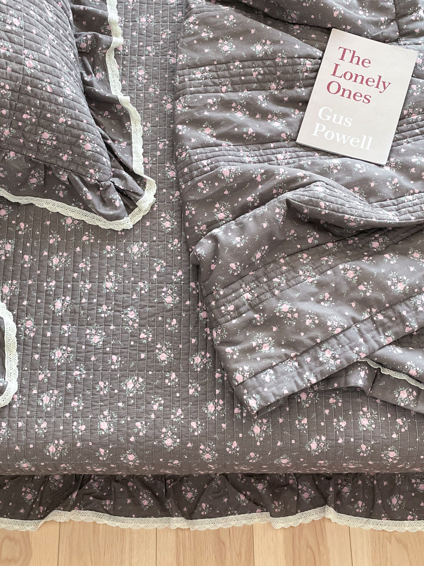 Корейский стеганый комплект постельного белья из 100% хлопка с мелким цветочным принтом и кружевной отделкой, 3 предмета