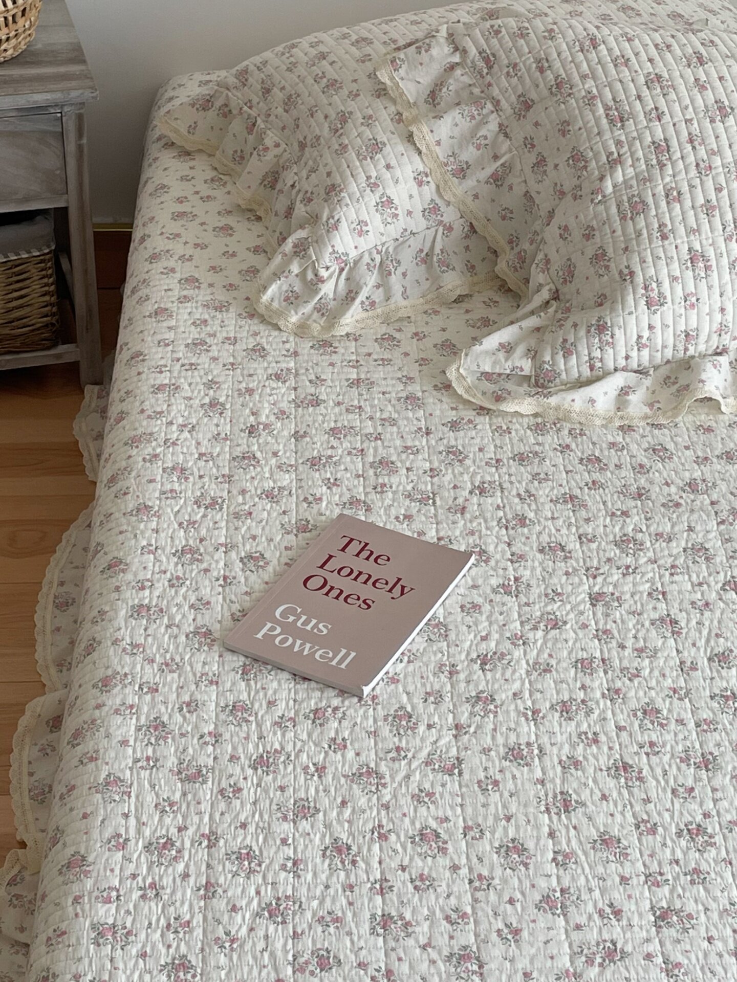 Корейский стеганый комплект постельного белья из 100% хлопка с мелким цветочным принтом и кружевной отделкой, 3 предмета