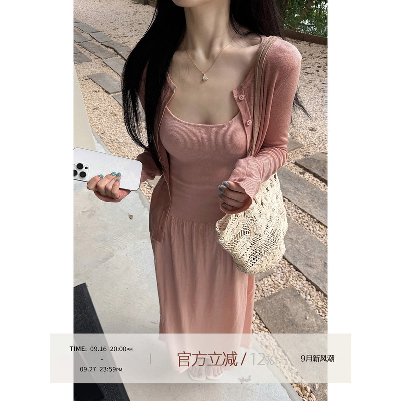 Rosybow French Resort Style Pink Cardigan for Women, Early Autumn New Style, Loose, Slimming, Versatile, Cool and Breathable Top Rosybow French Resort Style Pink Cardigan for Women, Early Autumn New Style, Loose, Slimming, Versatile, Cool and Breathable Top