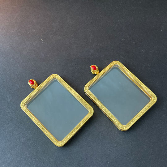 藏式珐琅4cm*5cm双面唐卡盒子空盒子唐卡本命佛吊坠嘎乌盒空托