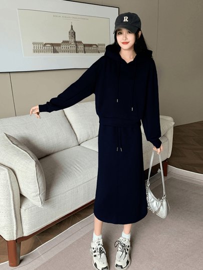 两件套运动套装卫衣半身裙时尚显瘦春秋穿搭连帽高级减龄休闲女装